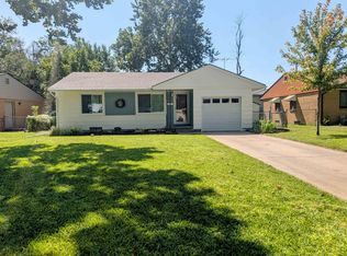 5 Meadowlark Ln, Hutchinson, KS 67502