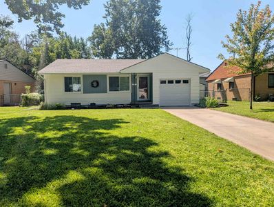 5 Meadowlark Ln, Hutchinson, KS, 67502