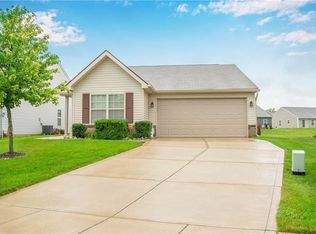 6334 Emerald Springs Dr, Indianapolis, IN 46221