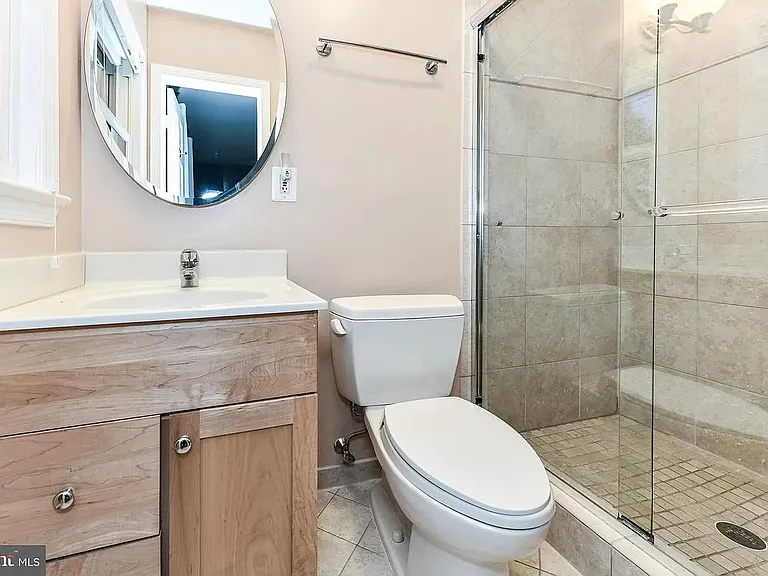 3806 N Wakefield St — Photo 13