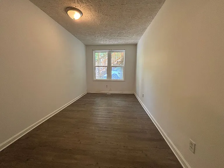 14 Kansas St #C — Photo 12