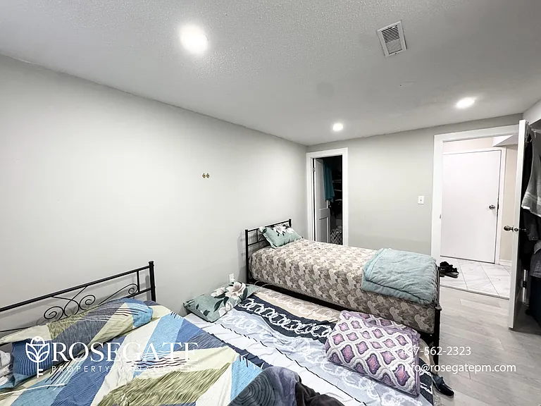 5014 Guildwood Way #2 — Photo 12
