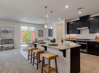 5826 Kittyhawk Pl, Rohnert Park, CA 94928