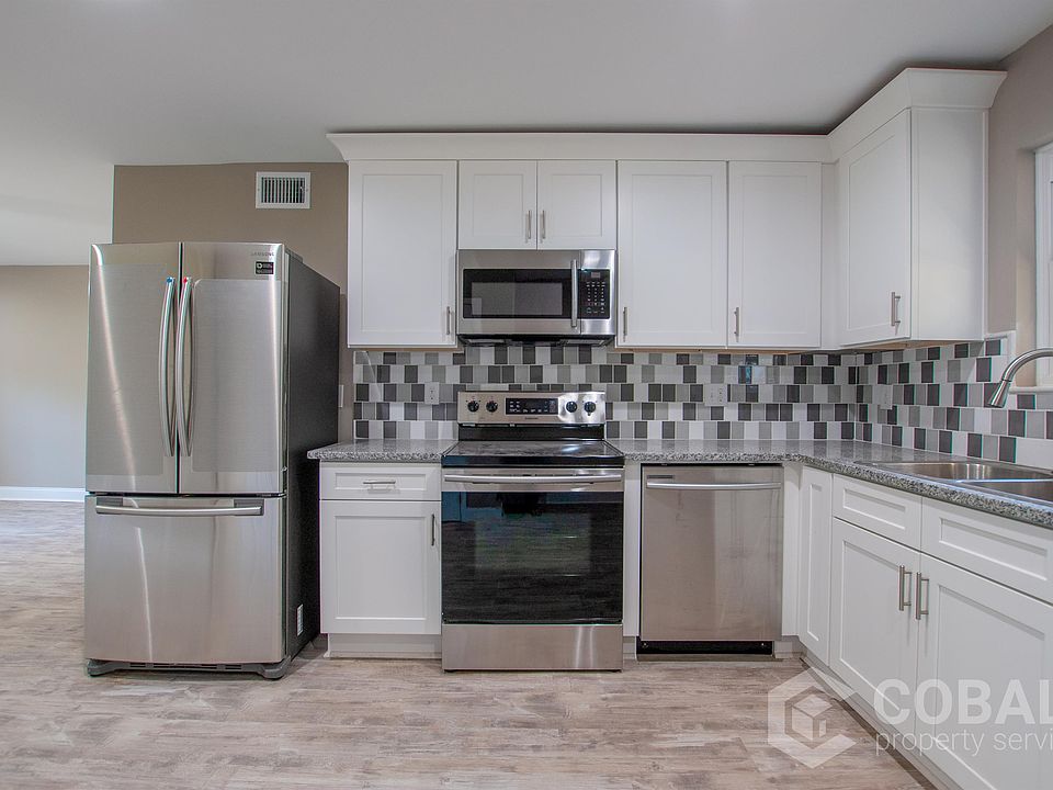 1st image of 2331 Peachwood Cir NE #1