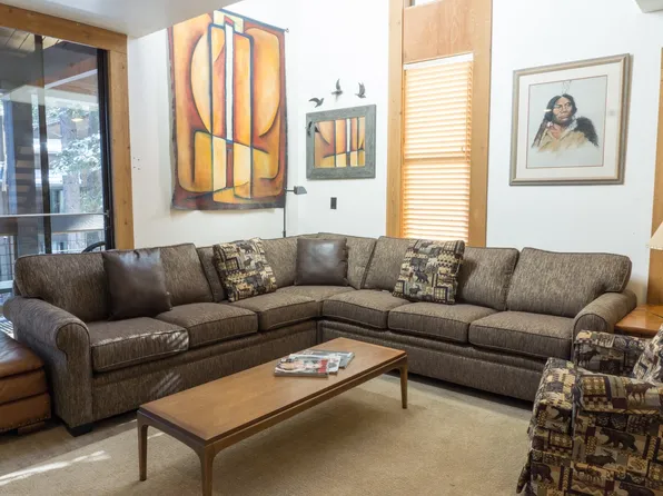 (undisclosed Address), Truckee, CA 96161