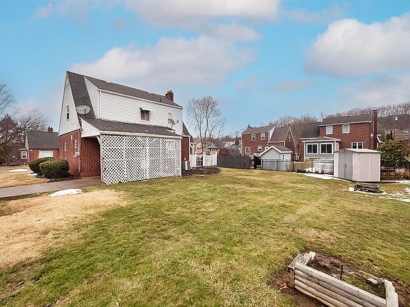 4th image of 1814 Pleasant Ave