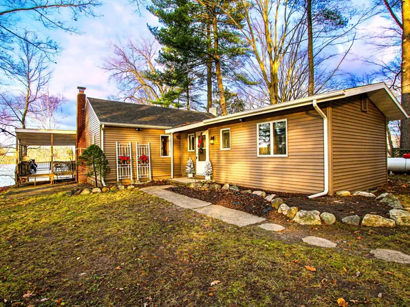 15208 McKinley Rd, Big Rapids, MI 49307