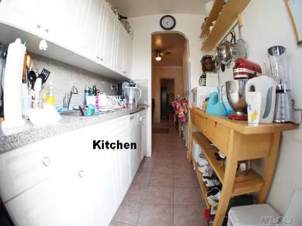 114-06 Queens Boulevard image 1 of 7