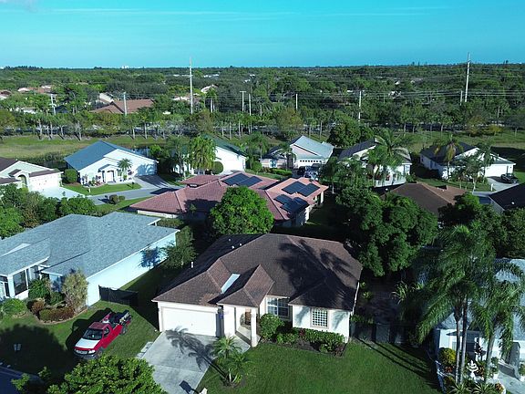 5th image of 1338 Cape May Ln