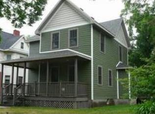 1614 Main St, La Crosse, WI 54601