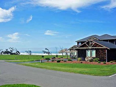3041 Sandpointe Dr, McKinleyville, CA, 95519