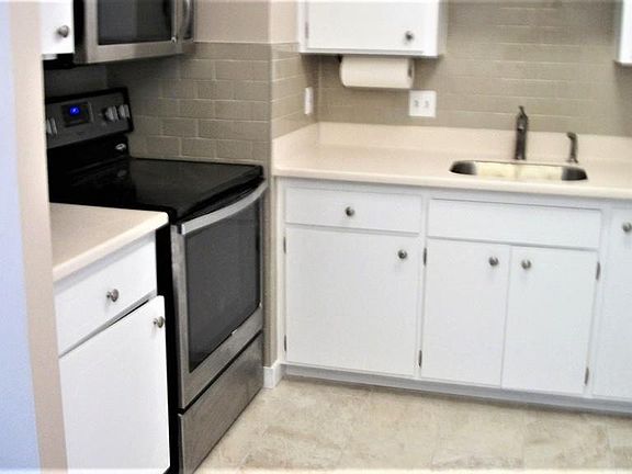 4th image of 802 Willard St Unit E12