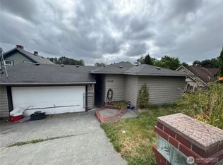 5604 S 1st Ave #B, Coupeville, WA 98203