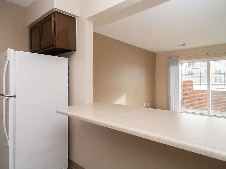 Crosswinds Apartments — Photo 18