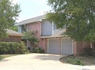 9408 Penny Ln, Irving, TX 75063