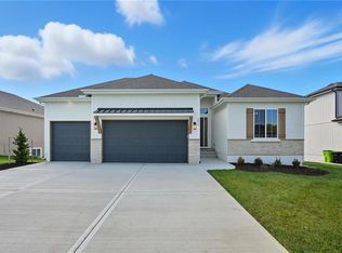 2775 SW 11th Ter, Lees Summit, MO 64081