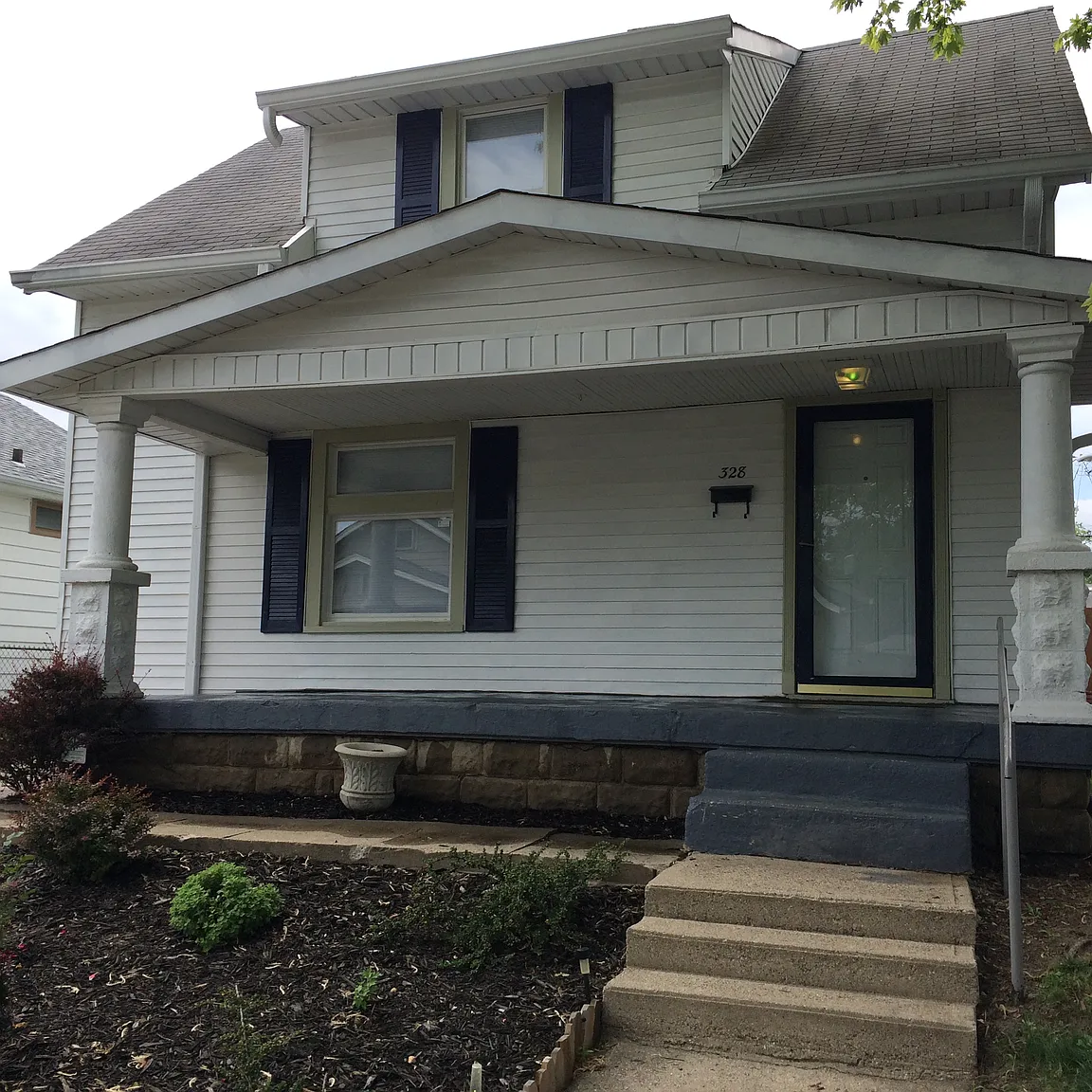 328 Villa Ave photo 1