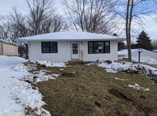 3334 Potter St, Rockford, IL 61109