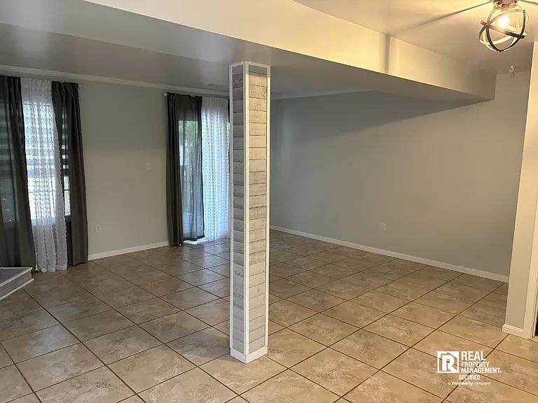 1346 Riverwood Way — Photo 8