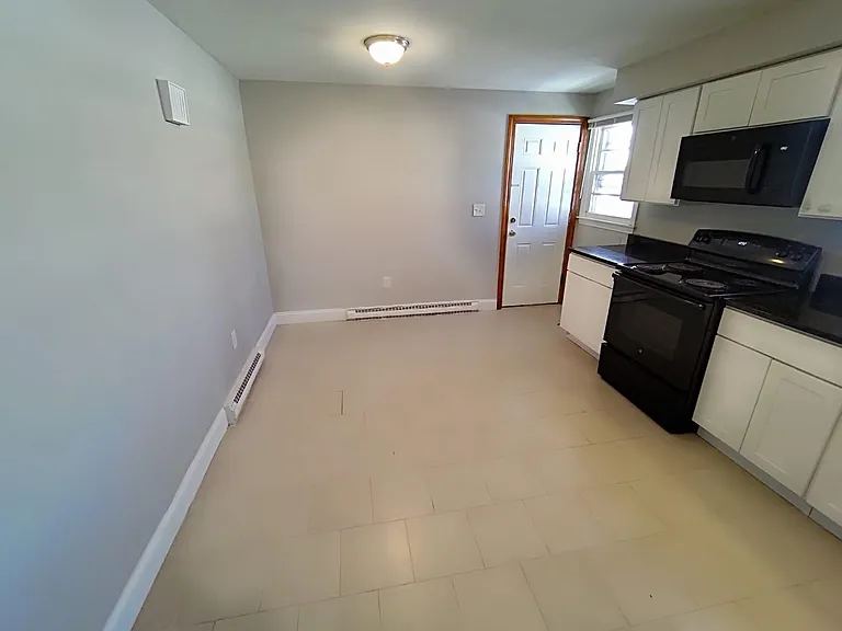 148 Bradford Ave #7 — Photo 7