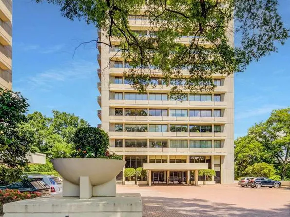 2575 Peachtree Rd NE APT 15F, Atlanta, GA 30305