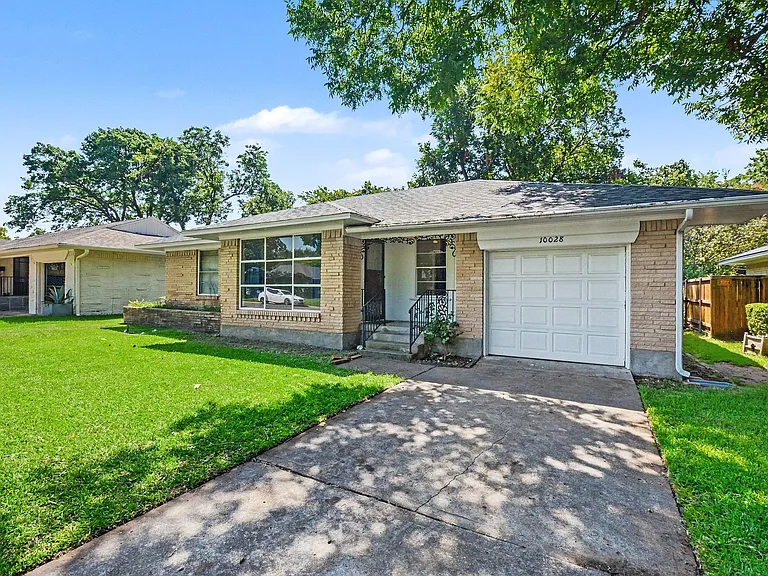 10028 San Lorenzo Dr — Photo 4
