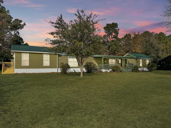 709 General Moultrie Dr, Bonneau, SC 29431