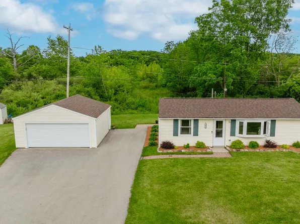 10012 Duane COURT, Caledonia, WI 53108