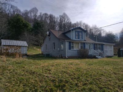 197 Rock Church Rd SW, Willis, VA, 24380