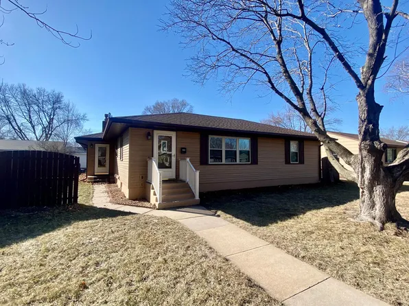 1123 32nd Ave N, Saint Cloud, MN 56303