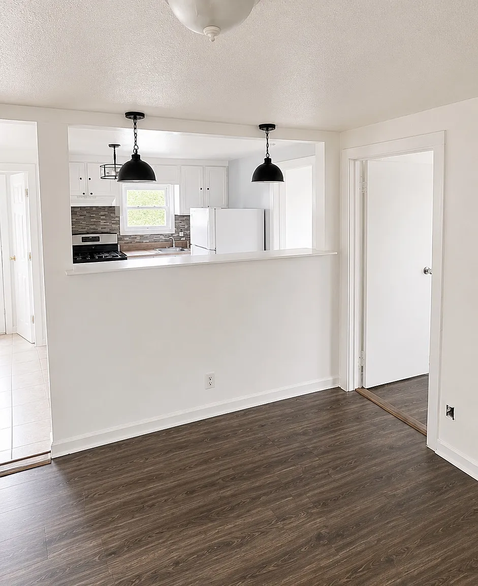3 bed, $3,000 — Photo 3