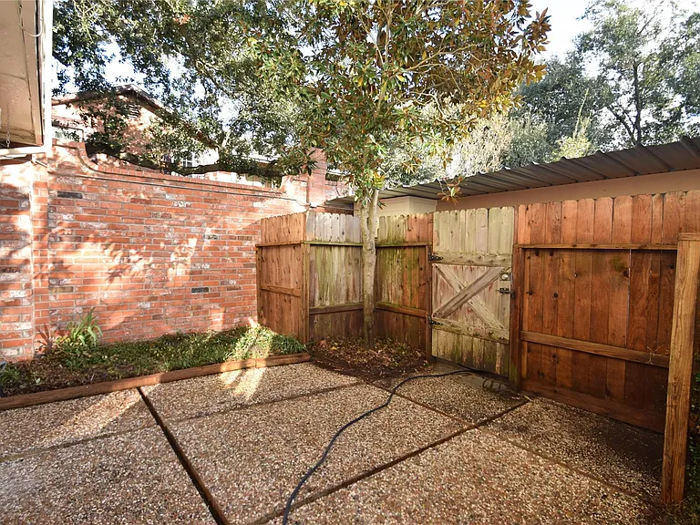 14239 Misty Meadow Ln — Photo 11