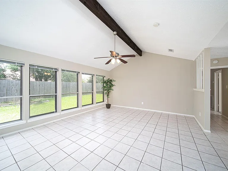 3123 Sam Houston Dr — Photo 5