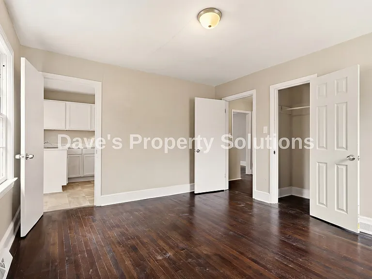 829 W Terrell St — Photo 14