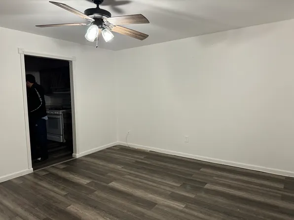 6753 Washington Ave, Egg Harbor Township, NJ 08234