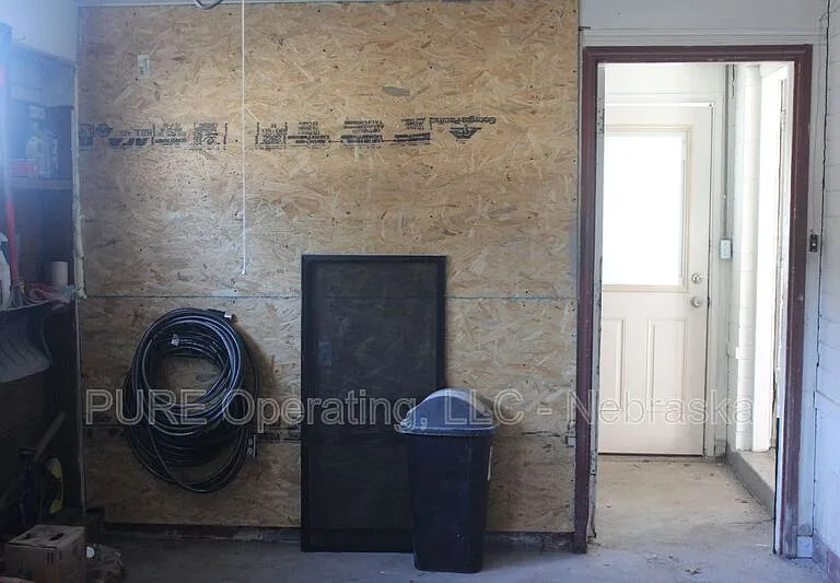 670 S 69th St — Photo 33