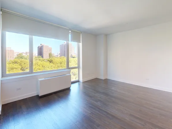 801 Amsterdam Avenue image 2 of 9