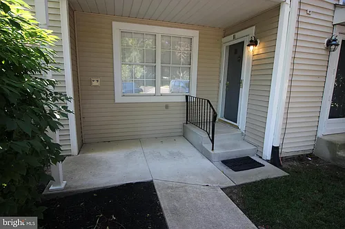 11 Belmont Sta Photo 1