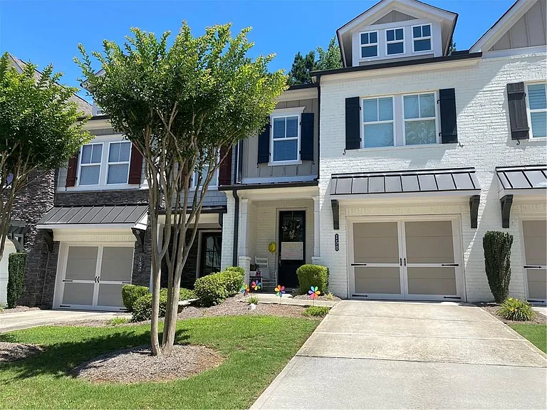 150 Bellehaven Dr — Photo 1