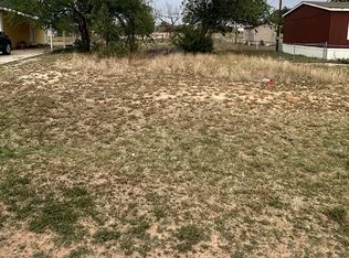 430 S 2nd St, Slaton, TX 79364