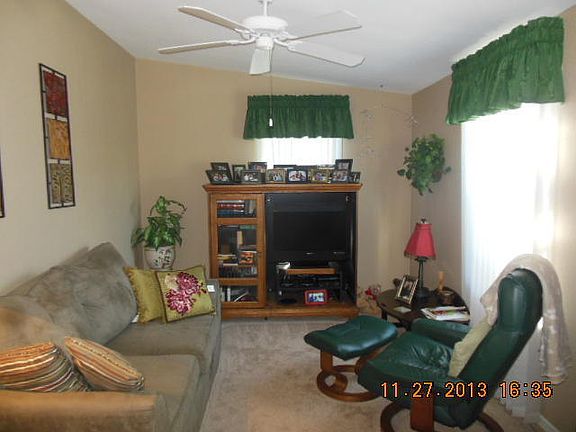 5th image of 3823 Sandlace Ct
