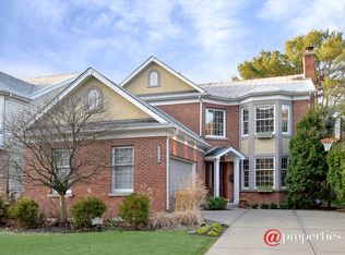 2215 Schiller Ave, Wilmette, IL