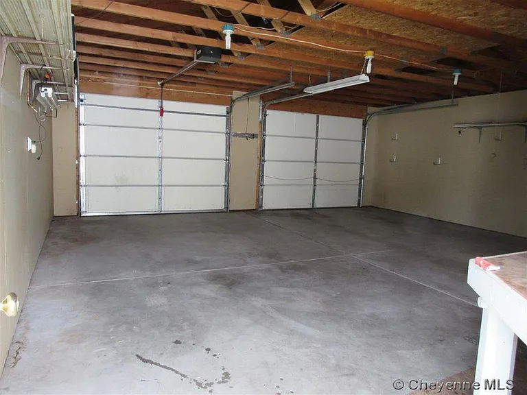 423 Hynds Ave — Photo 19