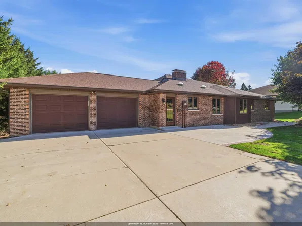 291 Evergreen Rd, Mount Calvary, WI 53057