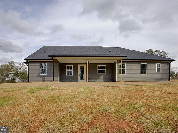 5th image of 646 Campbell Rd