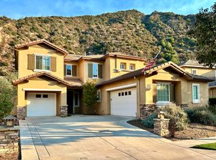 22 River Rock Ct, Azusa, CA 91702