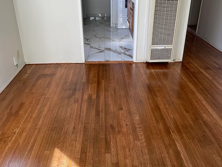 1608 Avalon St — Photo 9