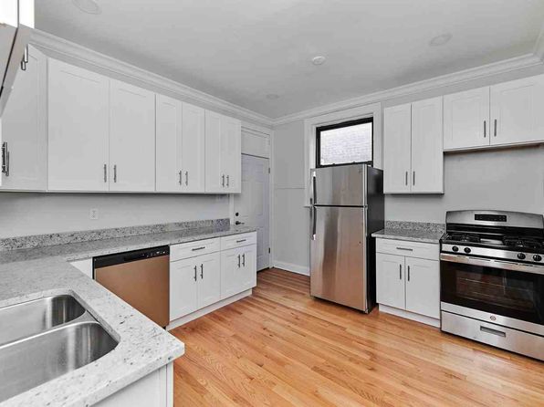 5461 S Everett Ave #3A