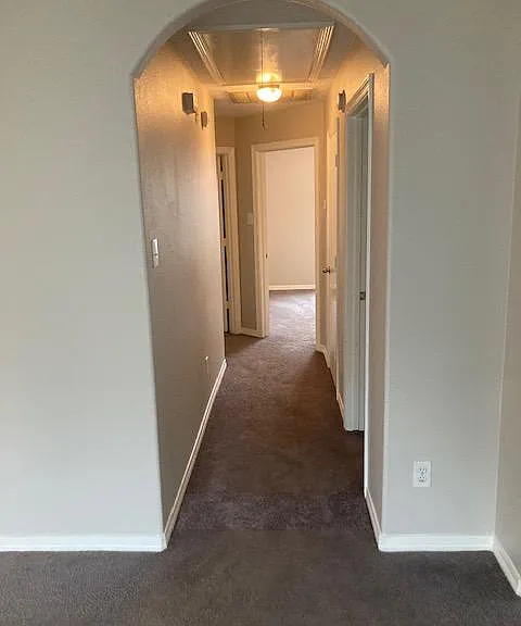 1898 Cedar Ln — Photo 8