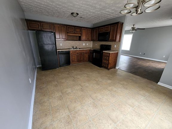 Plenty of Room in the spacious kitchen with dining area.